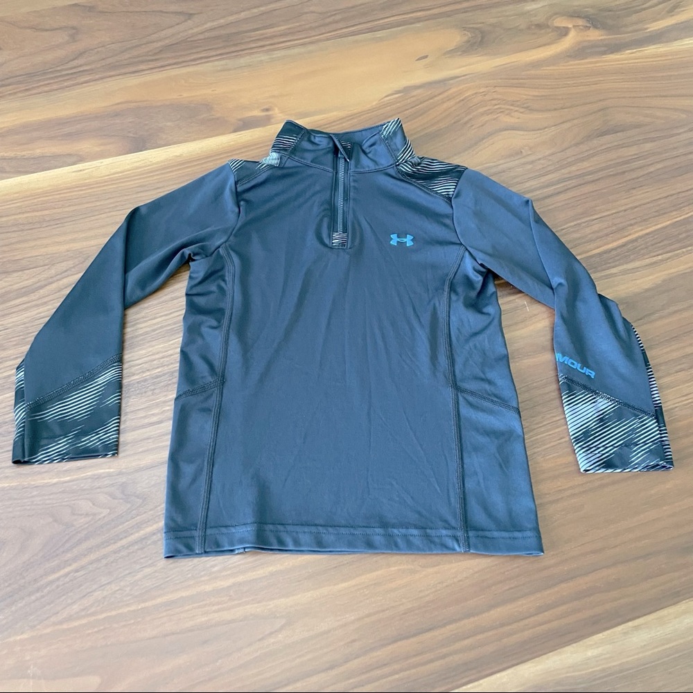 Under Armour boys 1/2 zip